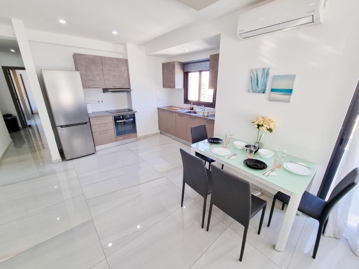Sea La Vie Seaview Apartment لارنكا المظهر الخارجي الصورة
